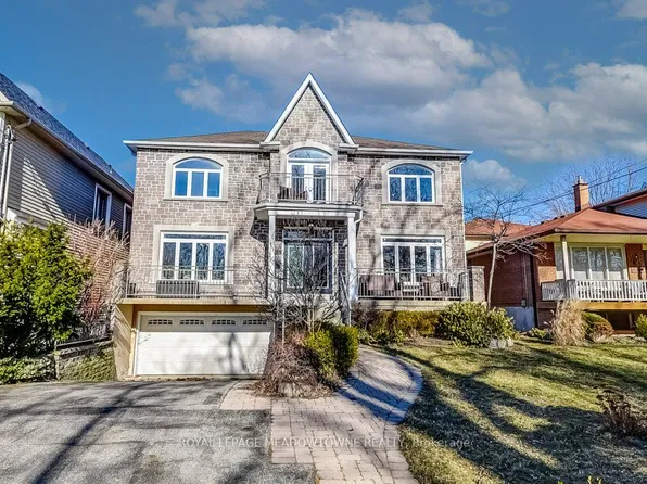 591 Lakeside Ave, Mississauga, ON L5G 1N7