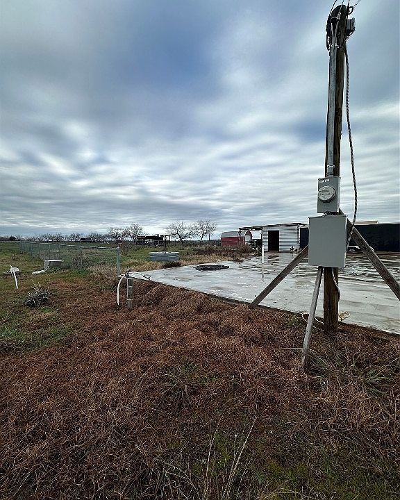 9408 NW County Road 2220, Barry, TX 75102 Zillow