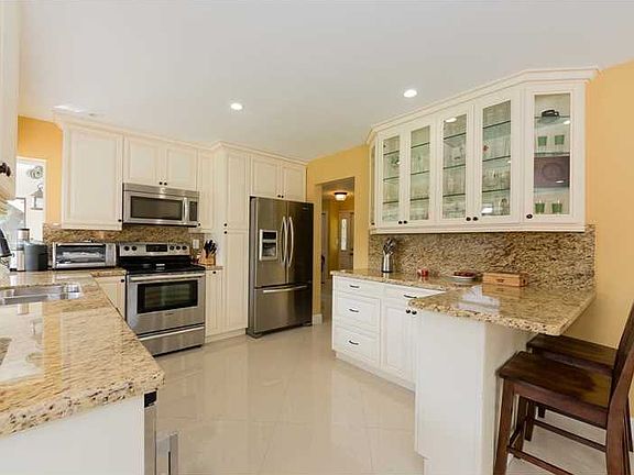 2nd image of 15715 SW 87th Ave
