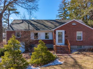 2232 Rosendale Road, Niskayuna, NY 12309