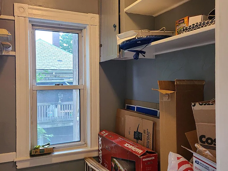 42 Belknap St #2 — Photo 6