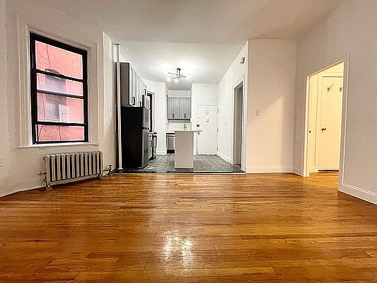1st image of 314 E 11th St #3C
