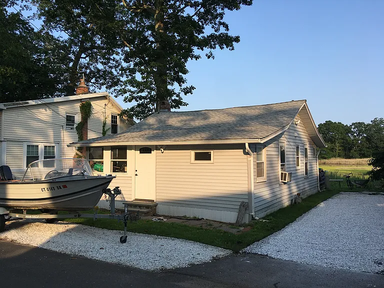 9 Bishop Rd — Photo 4