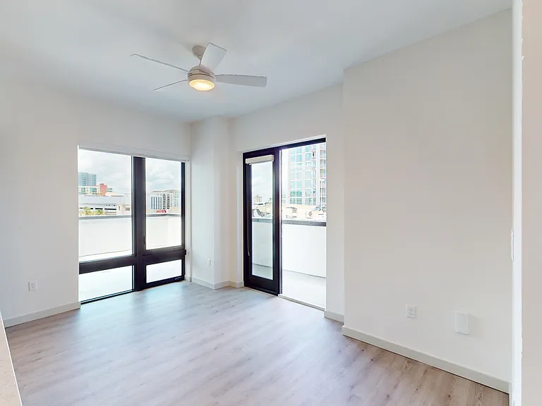 101 N Meridian — Photo 119