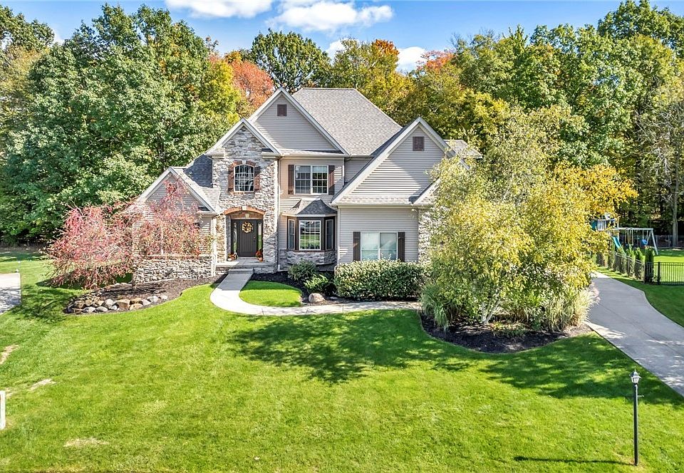 2nd image of 4244 Brownstone Ln