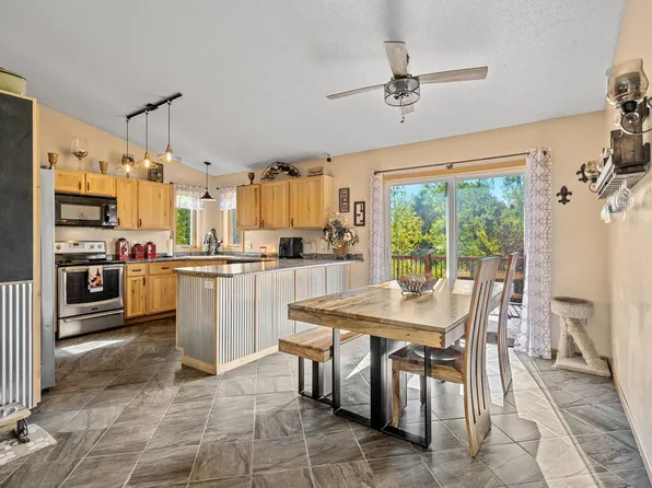 1508 Cedar Dr S, Cambridge, MN 55008