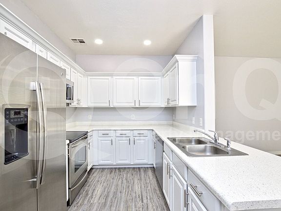 3rd image of 1543 S Longspur Ln