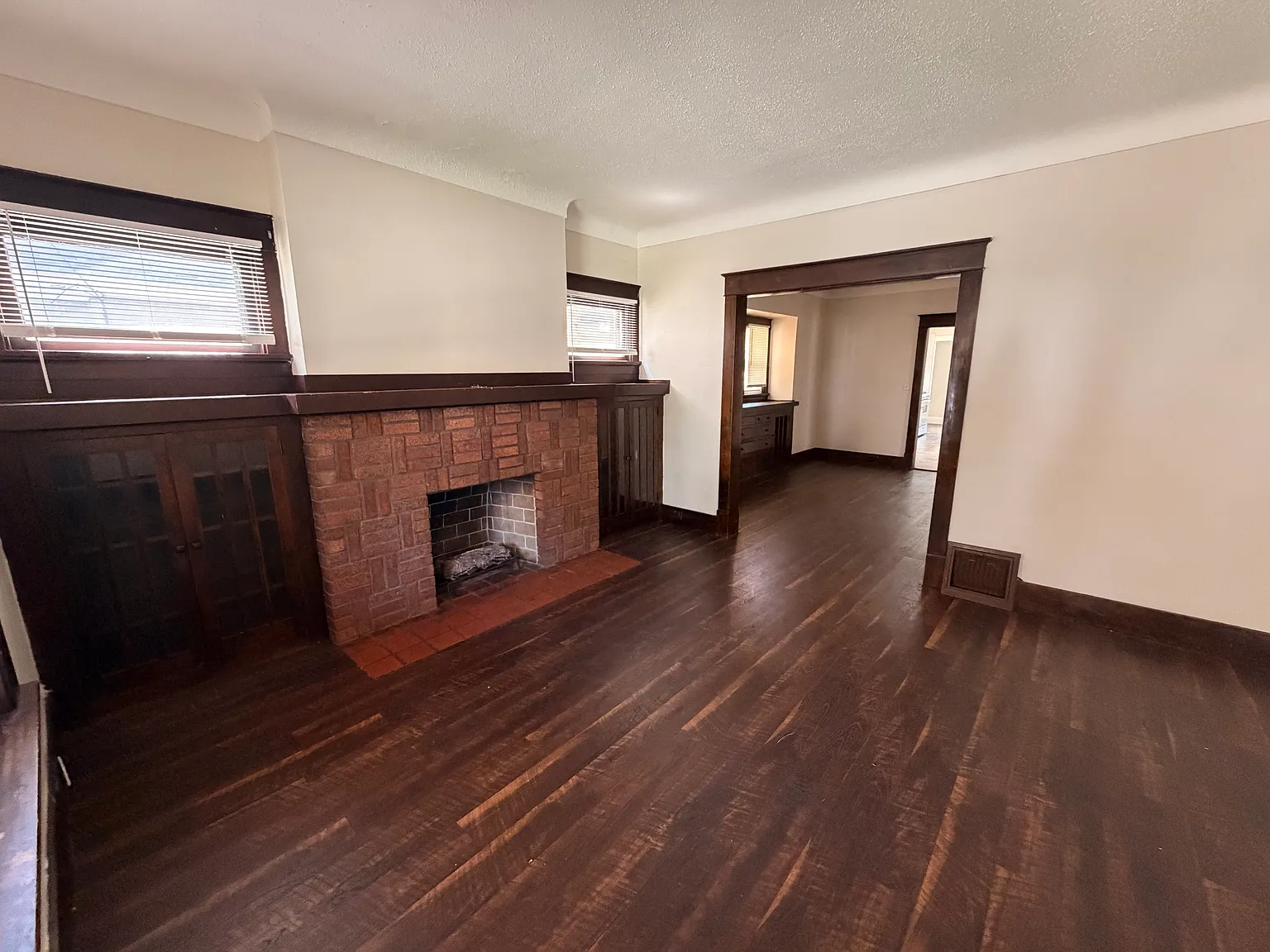 2 bed, $1,150 — Photo 2