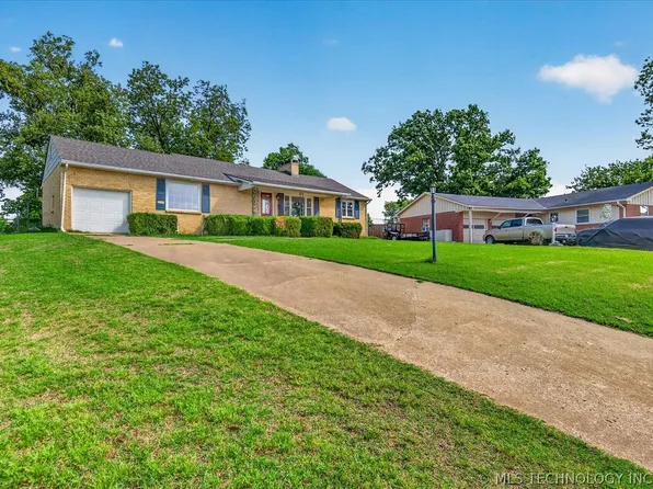 140 Fleetwood Pl, Bartlesville, OK 74006