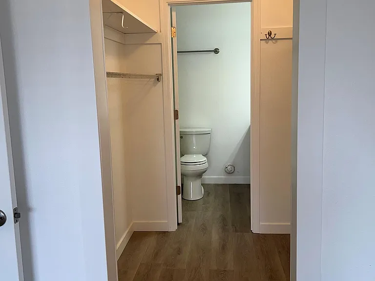208 Noble St #1 — Photo 6