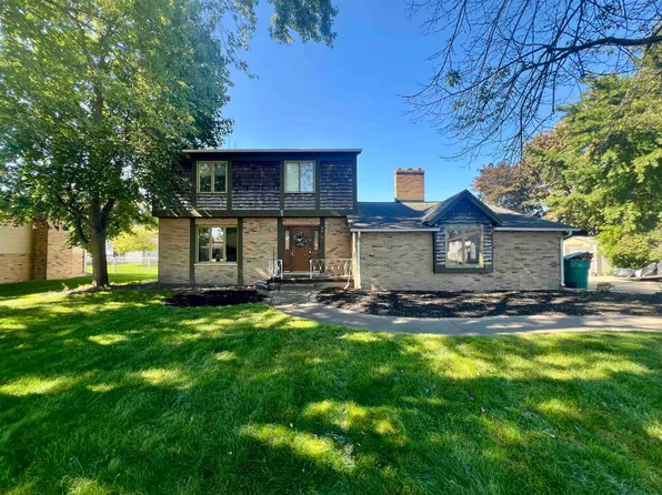 4464 W Park Dr, Bay City, MI 48706