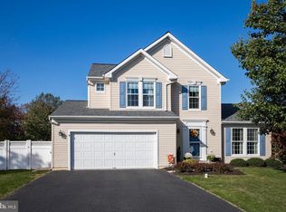 303 Foxtail Ln, Spring City, PA 19475