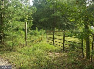 Rose Mount Rd, Hustle, VA 22476