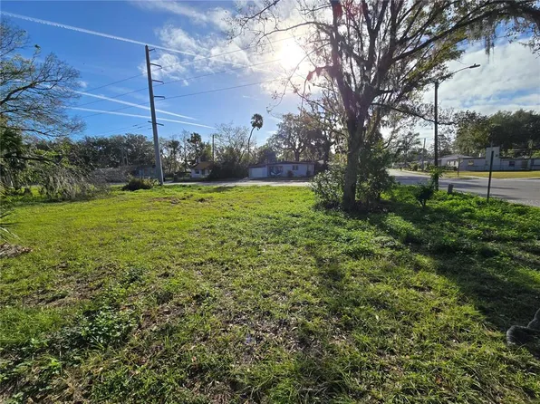 301 N Seneca St #1, Daytona Beach, FL 32114