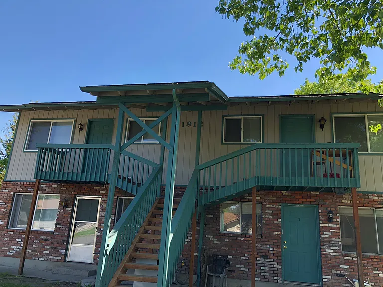 1912 E Coeur D Alene Ave #1 — Photo 2
