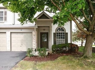 38 Crab Tree Dr, Westmont, IL