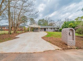 3680 Brookcrest Cir, Decatur, GA 30032