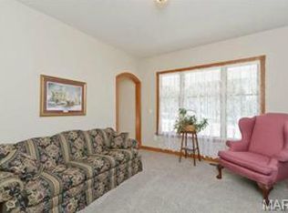 83 Lac Terre Ct, Saint Charles, MO 63304