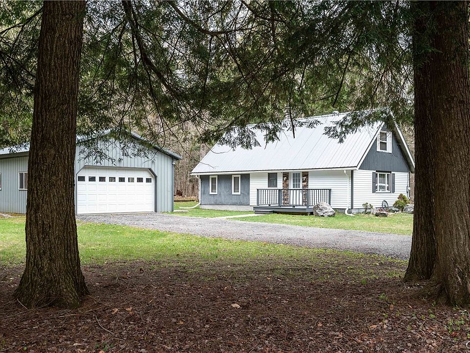 1st image of 11068 Lake Julia Rd