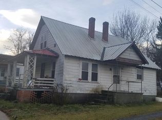 130 Mulberry Ln, Atkins, VA 24311