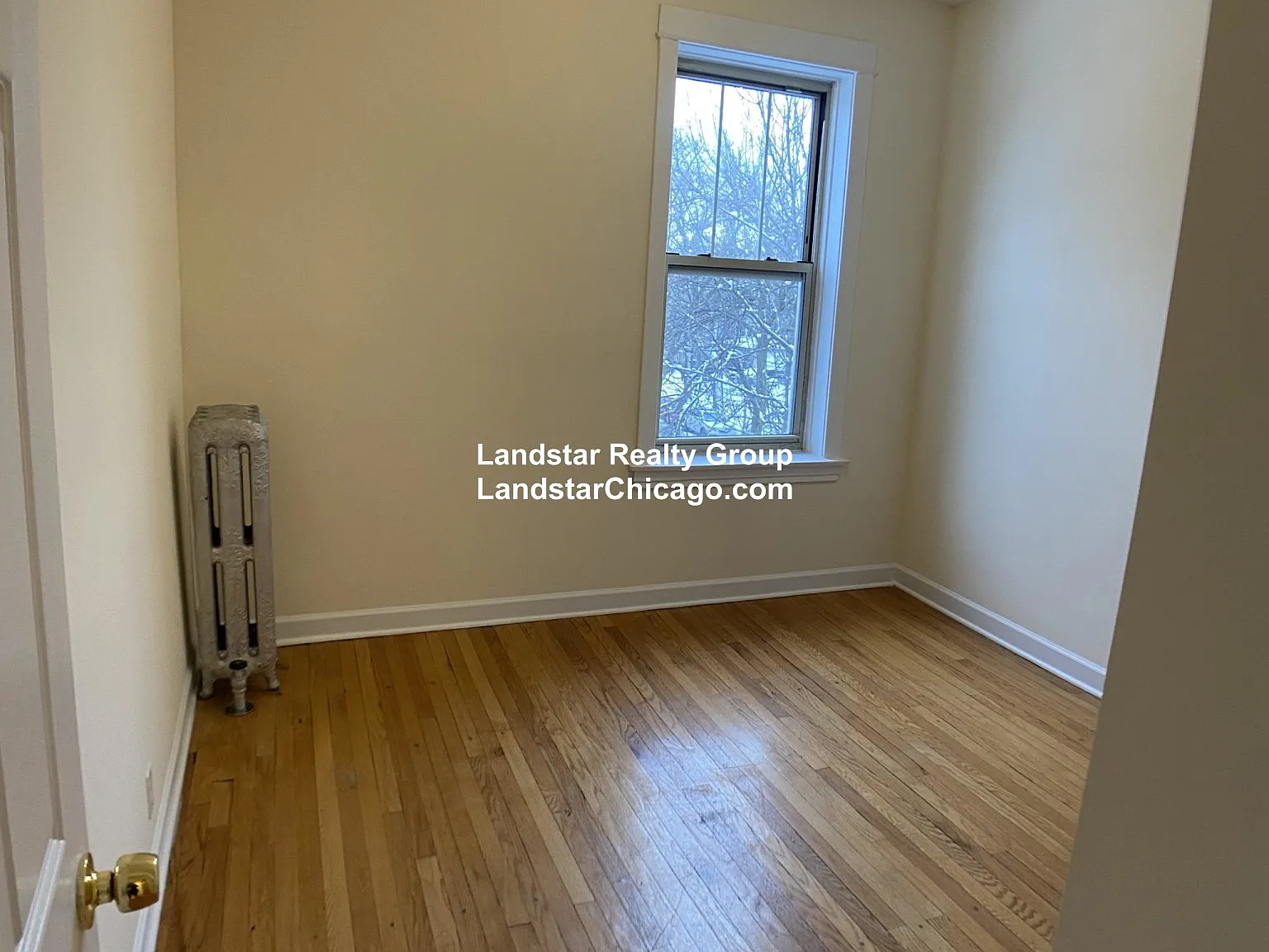 3 bed, 1.0 bath, $2,995 — Photo 4