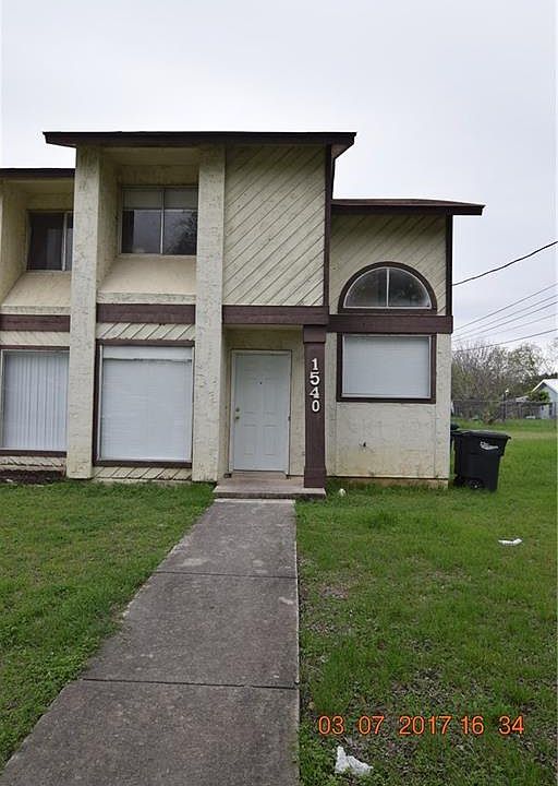 1st image of 1540/1542 Katy St