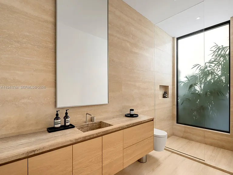 28 W Dilido Dr — Photo 30