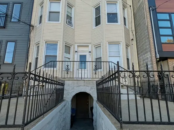 31 Carlton Ave APT 5, Jersey City, NJ 07307