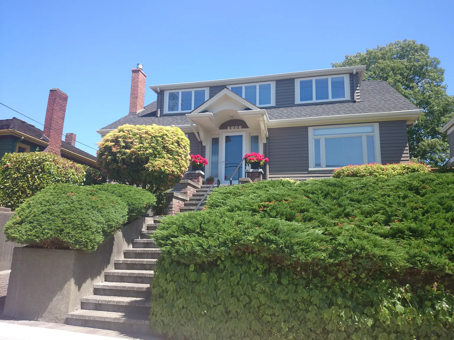 2606 28th Ave W photo 1