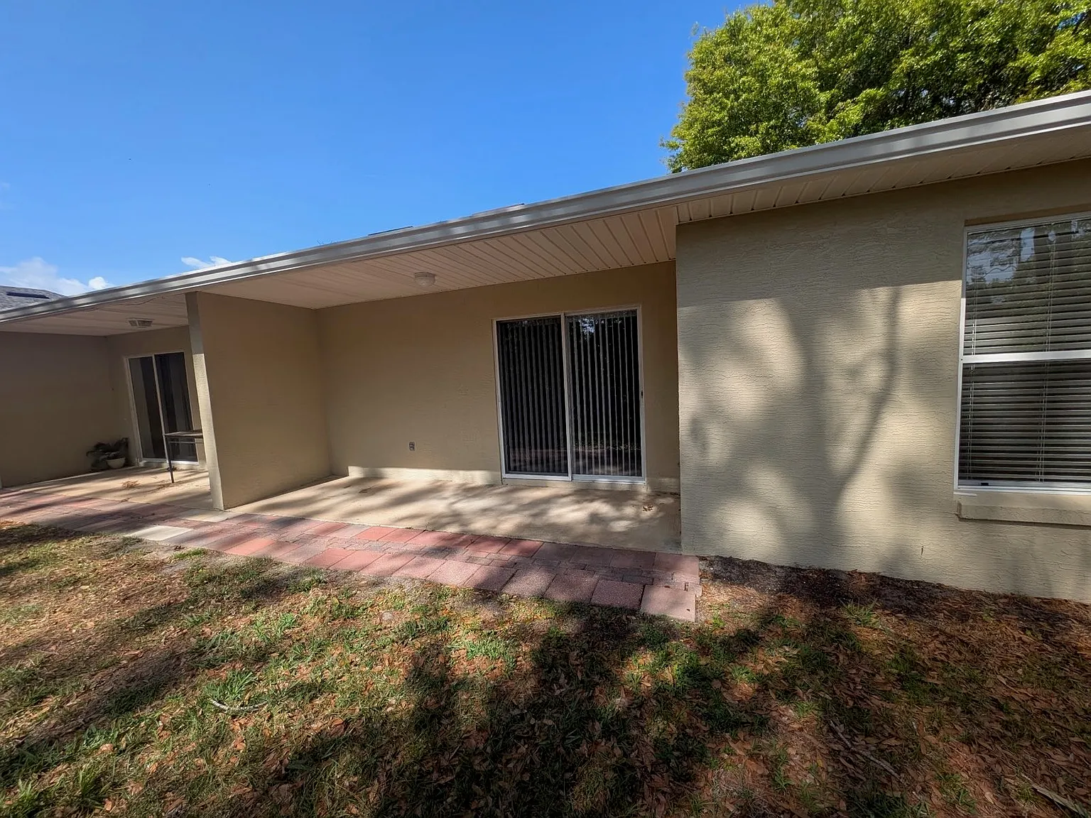 112 Plainview Drive - B — Photo 2