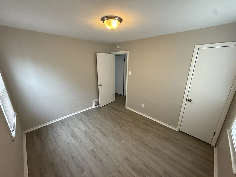 7441 Calvin Ave — Photo 21