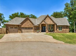 805 Colbert St, Tuttle, OK 73089