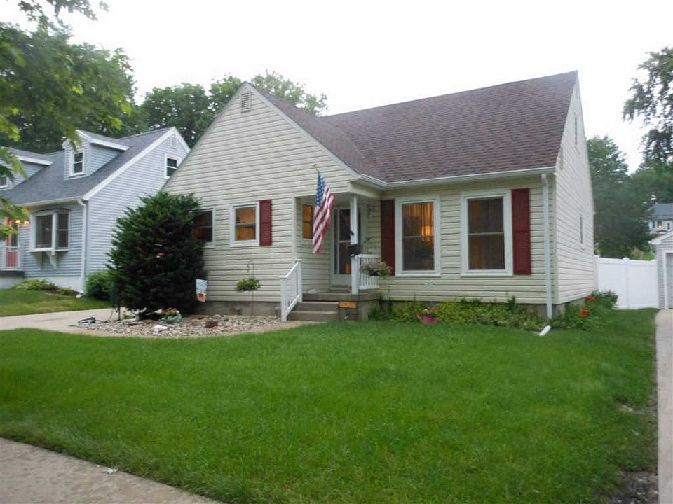 1st image of 2400 S Olive St