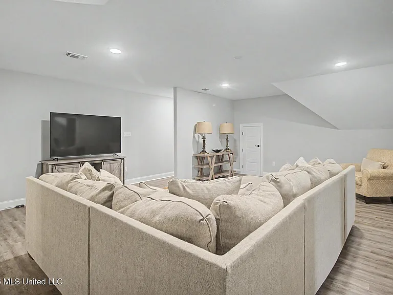 6812 Enclave Ln — Photo 26