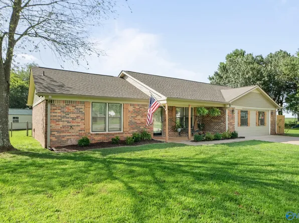 102 Harwell Cir, Meridianville, AL 35759
