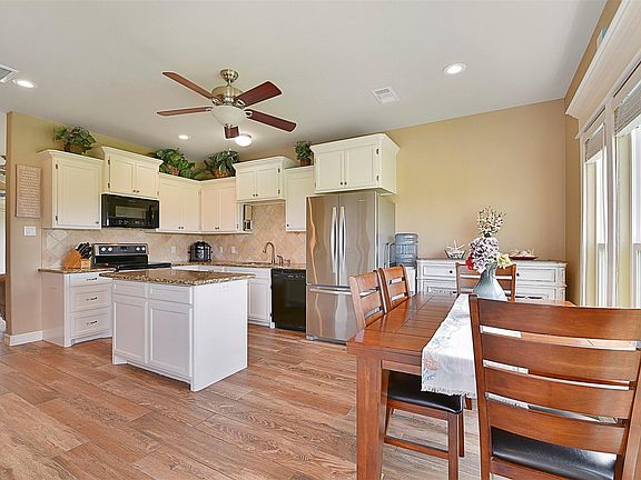 5th image of 25239 Sausalito Dr