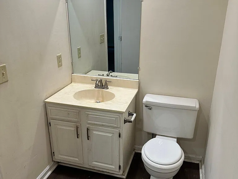 1287 Barnwood Ct #C — Photo 12