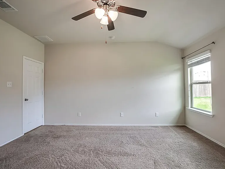 5407 Two Brothers Ln — Photo 15