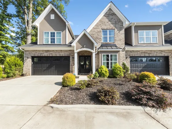 10521 Barolo Ct, Charlotte, NC 28277