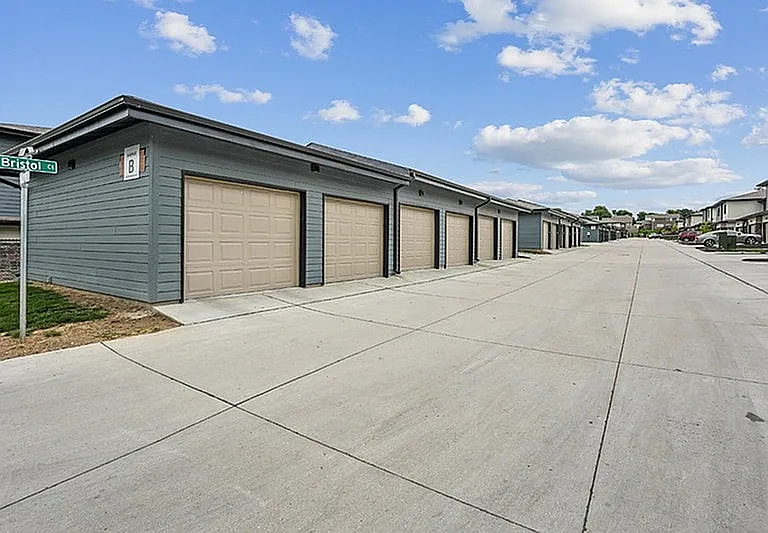 Capriana Garages