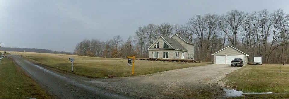 2nd image of 19320 N 1020th St