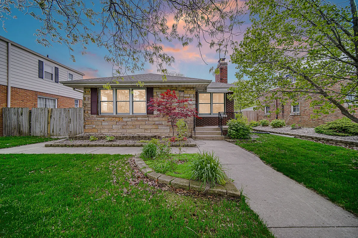 Building Photo - 7741 Hohman Ave