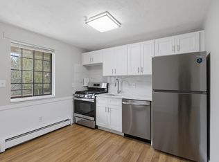Colonial Drive Condominium, Andover, MA 01810