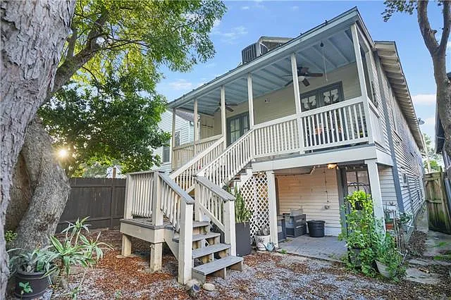 3 bed, 2.0 bath, 1333 sqft, $3,000 — Photo 3