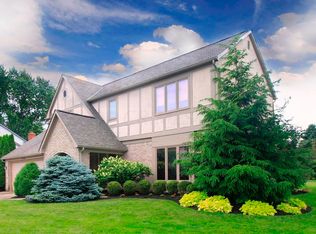 7724 Strathmoore Rd, Dublin, OH 43016