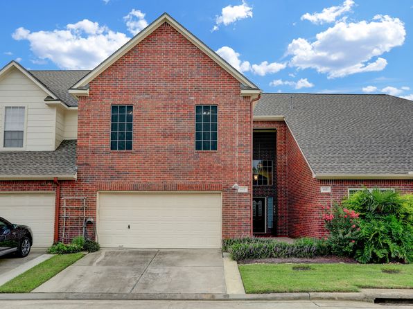 1408 S Friendswood Dr