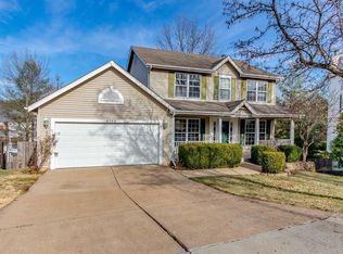 1762 Spring View Terrace Ct, Ballwin, MO 63021