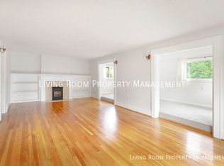 2908 NE Skidmore St, Portland, OR 97211