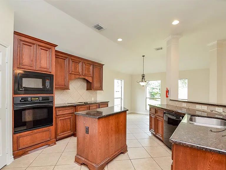 17506 Driftwood Prairie Ln — Photo 15