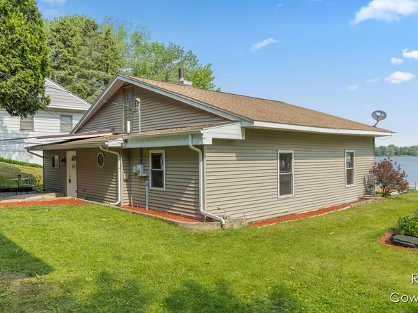 13662 W McBride Rd, Coral, MI 49322